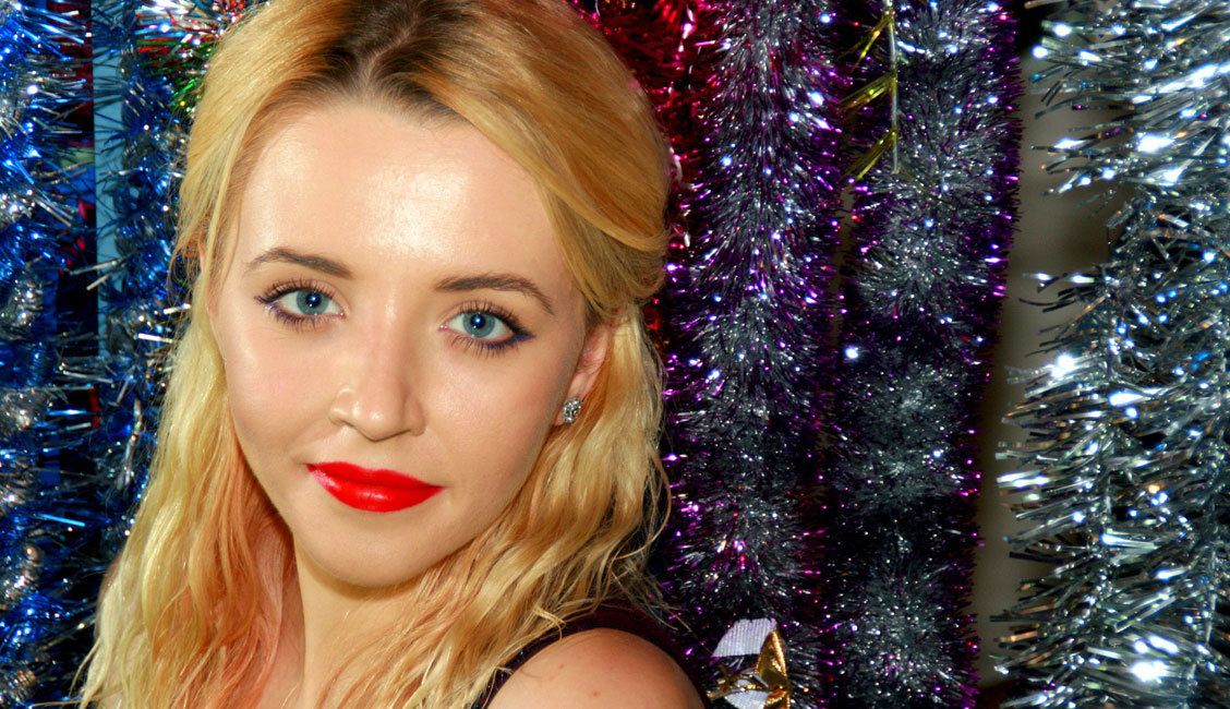 Kollegin auf Weihnachtsfeier ficken